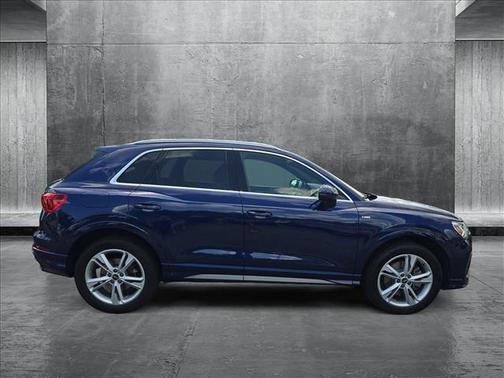 2022 Audi Q3 45 S line Premium Plus
