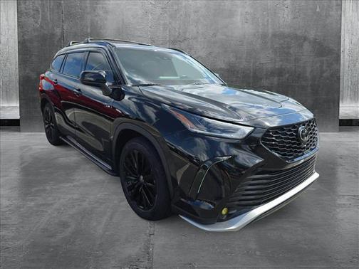 2023 Toyota Highlander XSE