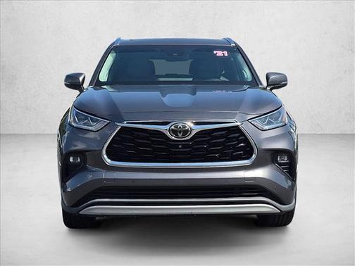 Magnetic Gray Metallic 2021 Toyota Highlander Platinum