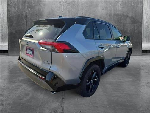 2019 Toyota RAV4 Hybrid SE