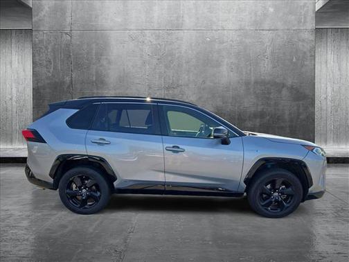 2019 Toyota RAV4 Hybrid SE