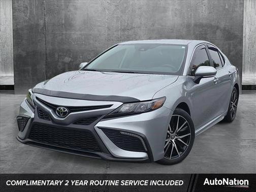 2024 Toyota Camry SE