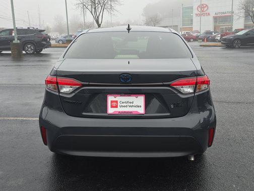 2025 Toyota Corolla Hybrid LE