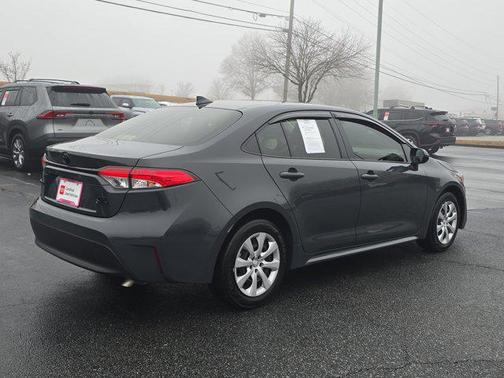 2025 Toyota Corolla Hybrid LE