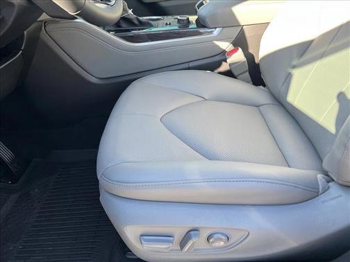 2025 Toyota Highlander Limited