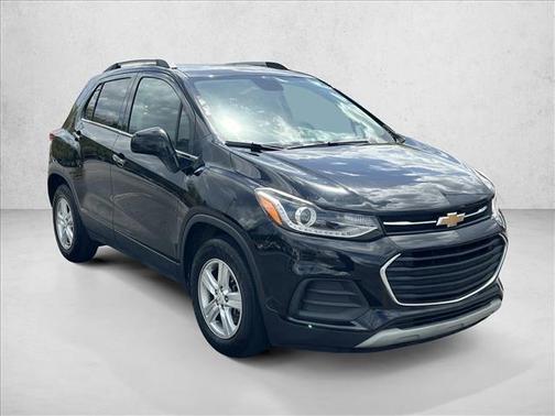 Mosaic Black Metallic 2020 Chevrolet Trax LT