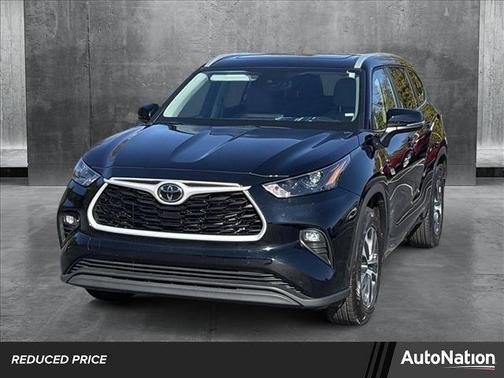 2024 Toyota Highlander XLE