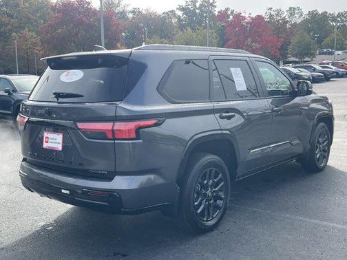 2025 Toyota Sequoia Platinum