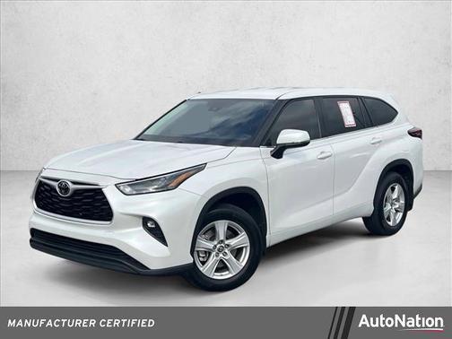 2024 Toyota Highlander LE