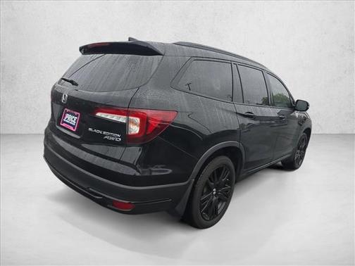 2022 Honda Pilot AWD Black Edition