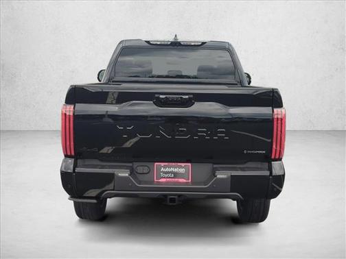 2025 Toyota Tundra Hybrid Platinum