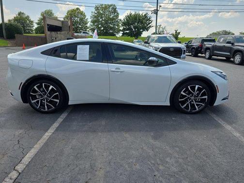 2024 Toyota Prius Prime XSE