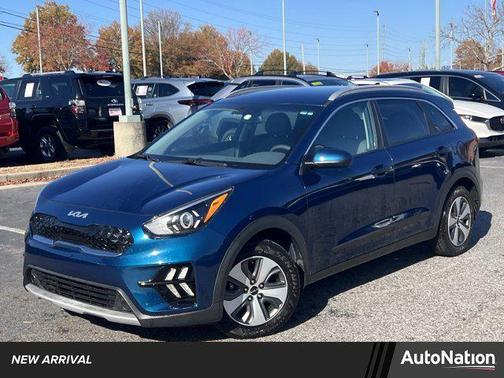 2022 Kia Niro LX