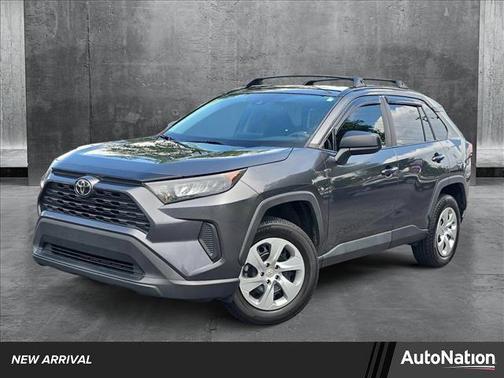 2020 Toyota RAV4 LE