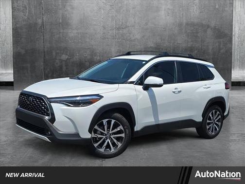 2024 Toyota Corolla Cross XLE