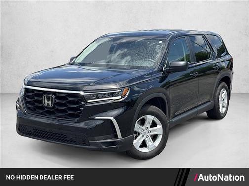 Crystal Black Pearl 2023 Honda Pilot 2WD LX