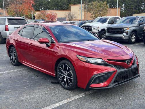 2022 Toyota Camry SE