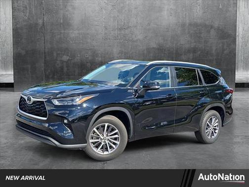 2024 Toyota Highlander XLE