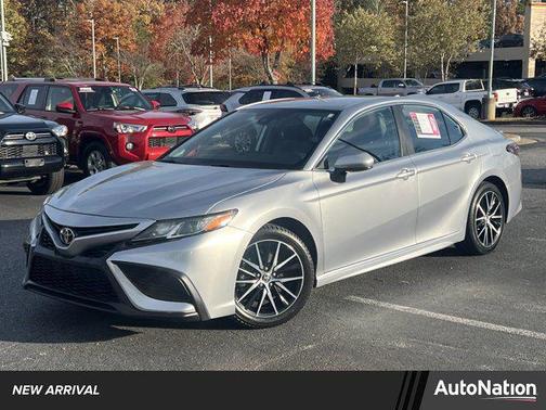 2021 Toyota Camry SE