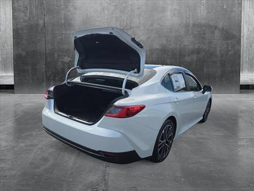 2025 Toyota Camry XLE