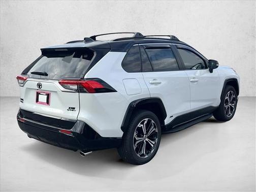 2025 Toyota RAV4 Hybrid SE