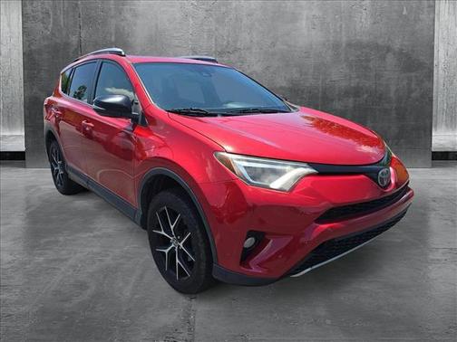 2017 Toyota RAV4 SE