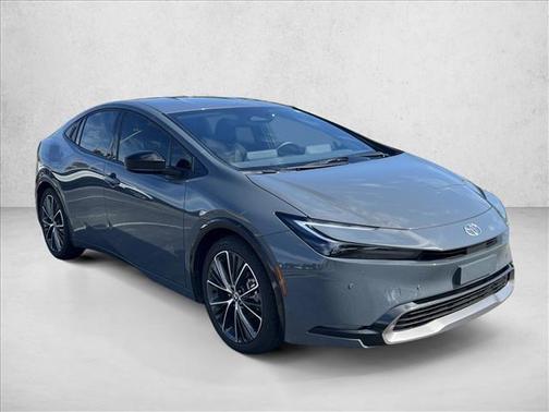 2024 Toyota Prius XLE