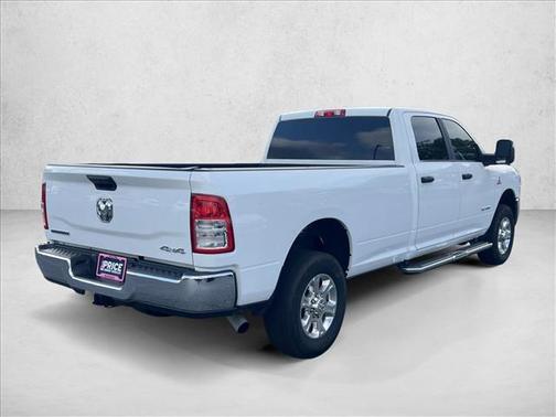 2024 RAM 3500 Big Horn Crew Cab 4x4 8' Box