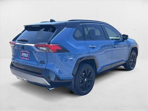 2024 Toyota RAV4 Hybrid SE