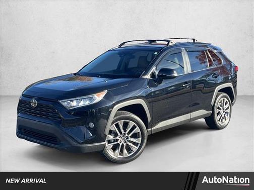 2020 Toyota RAV4 XLE Premium