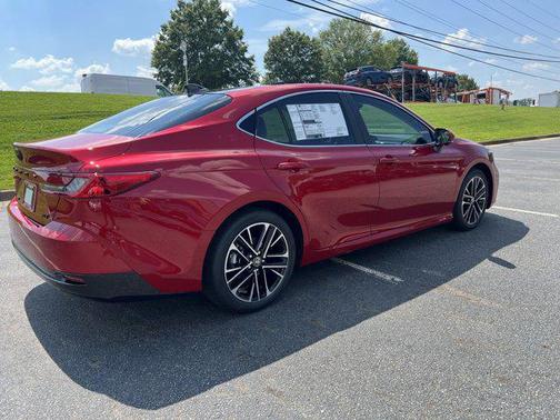 2025 Toyota Camry XLE