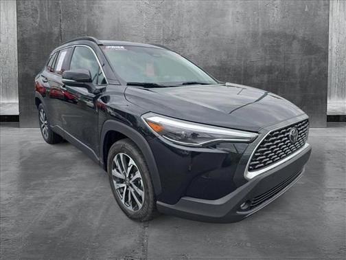 2024 Toyota Corolla Cross XLE