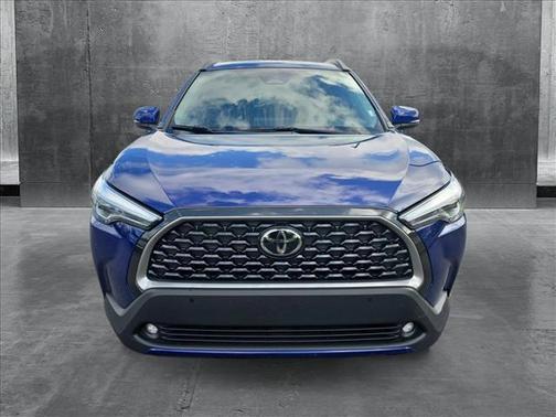 2024 Toyota Corolla Cross XLE