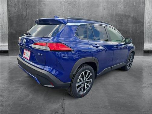 2024 Toyota Corolla Cross XLE