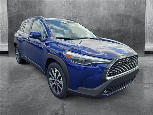 2024 Toyota Corolla Cross XLE