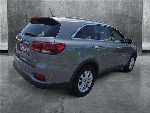 2020 Kia Sorento LX