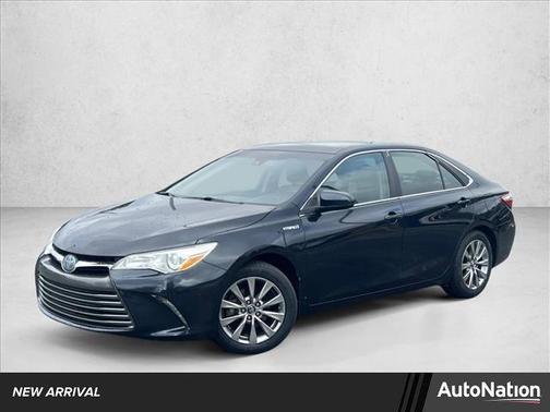 2017 Toyota Camry Hybrid XLE