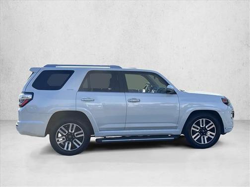 Blizzard Pearl 2017 Toyota 4Runner Limited