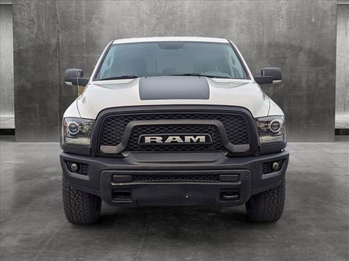 Photo 2 of 25 of 2019 RAM 1500 Classic Warlock