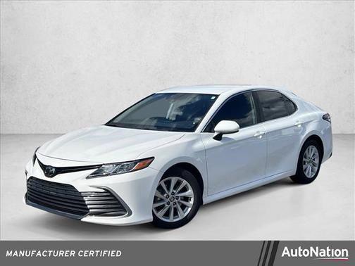 2022 Toyota Camry LE