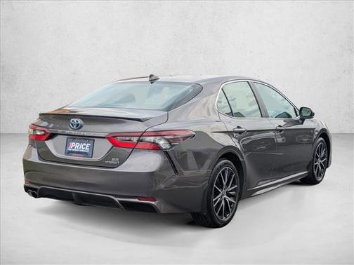 2024 Toyota Camry Hybrid SE