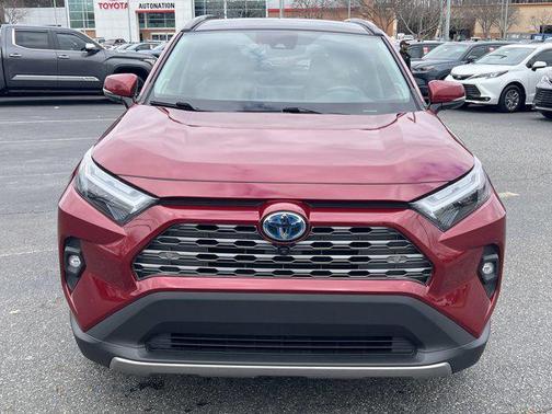 2022 Toyota RAV4 Hybrid SE