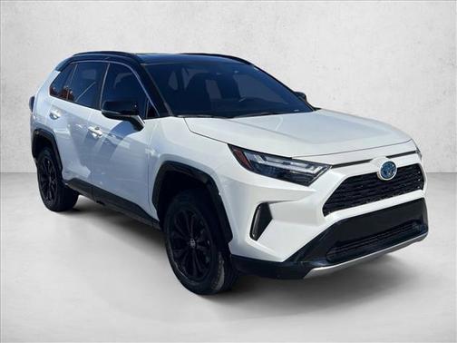 2023 Toyota RAV4 Hybrid SE