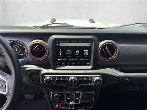 Bright White Clearcoat 2023 Jeep Gladiator Mojave 4x4
