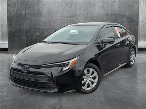 2025 Toyota Corolla Hybrid LE