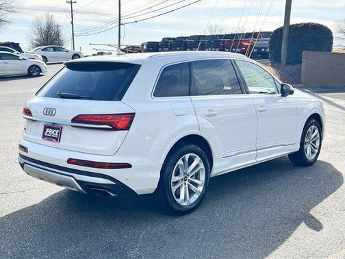 2025 Audi Q7 55 Premium Plus
