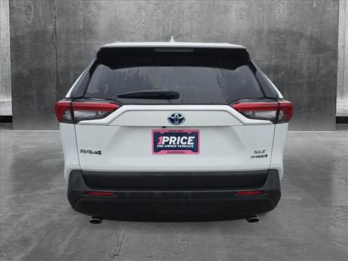 2024 Toyota RAV4 Hybrid XLE