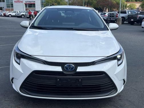 2024 Toyota Corolla Hybrid LE