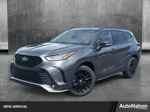 2024 Toyota Highlander XSE
