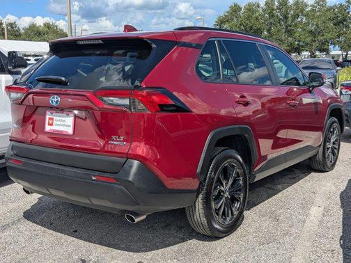 2023 Toyota RAV4 Hybrid XLE Premium